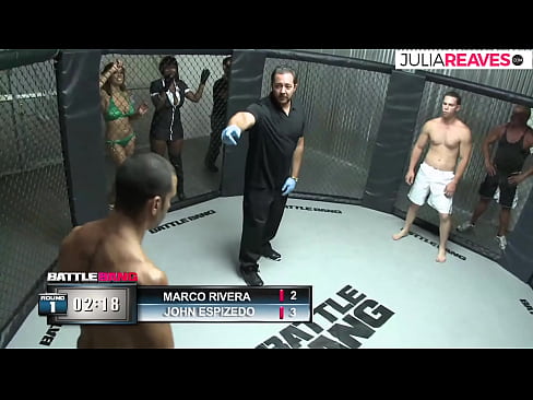 ❤️ Ο Ultimate Fighter γαμάει ένα κορίτσι αμέσως μετά από έναν αγώνα στο ρινγκ Γαμημένο βίντεο ️❤